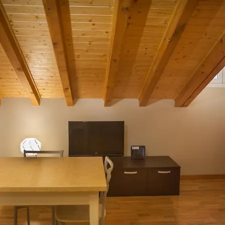 公寓 Porta Venezia Attic Flat *