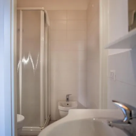 公寓 Porta Venezia Attic Flat *